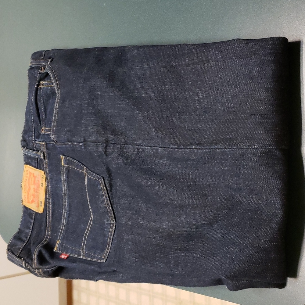 Levi's 550 Dark Blue Jeans 👖